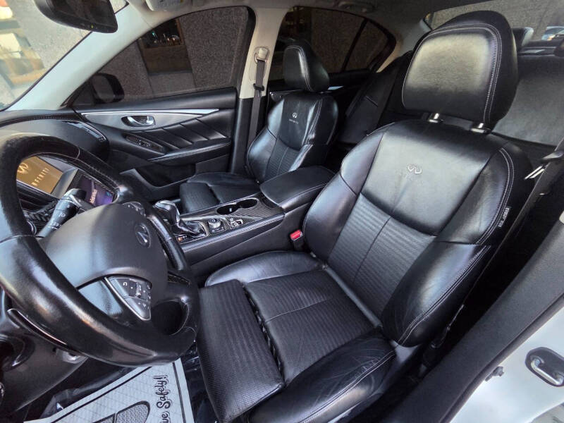 2014 Infiniti Q50 Sport