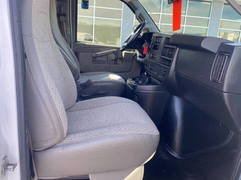 2020 Chevrolet Express 2500