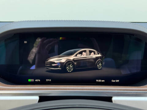 2023 Tesla Model X Standard Range