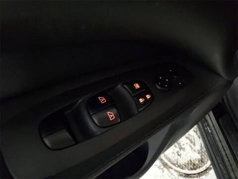 2017 Nissan Pathfinder SV