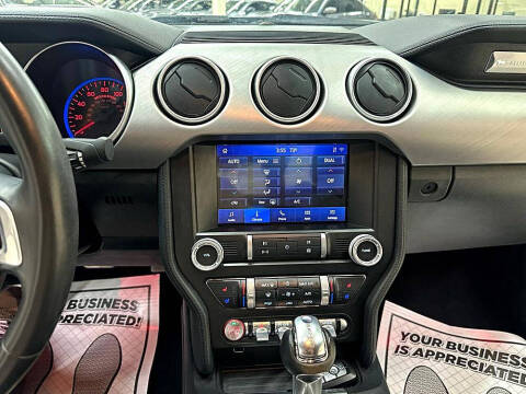 2022 Ford Mustang EcoBoost Premium