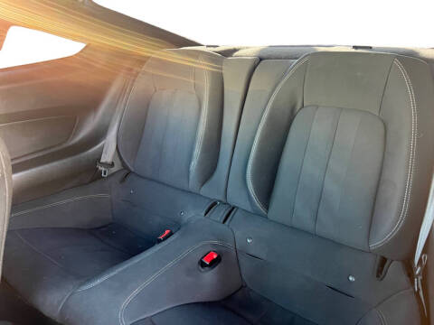 2020 Ford Mustang EcoBoost