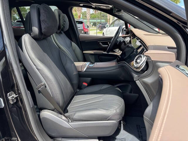 2024 Mercedes-Benz EQS 21