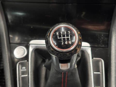 2016 Volkswagen Golf GTI