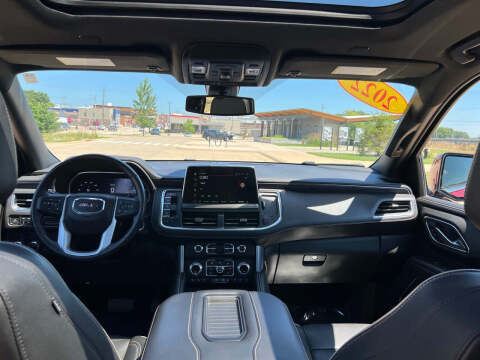 2022 GMC Yukon SLT