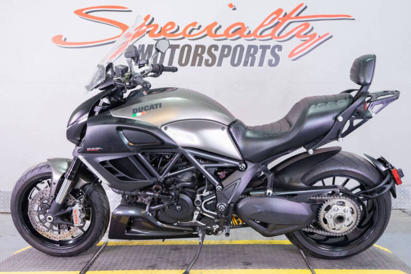 2014 Ducati Diavel