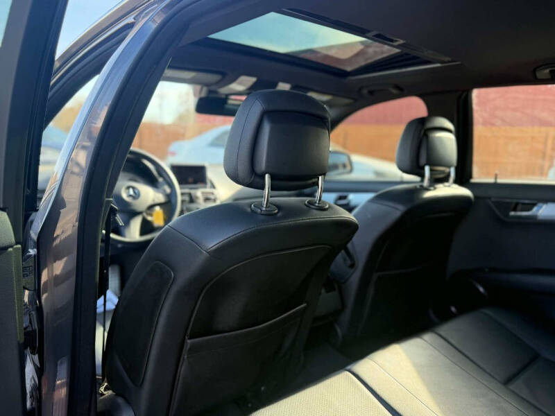 2008 Mercedes-Benz C-Class C 300 Luxury 4MATIC