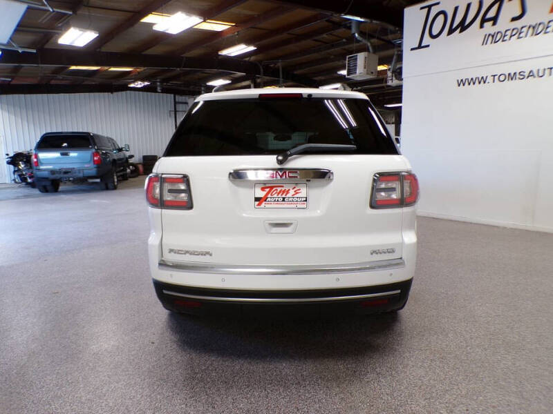 2016 GMC Acadia SLE-2