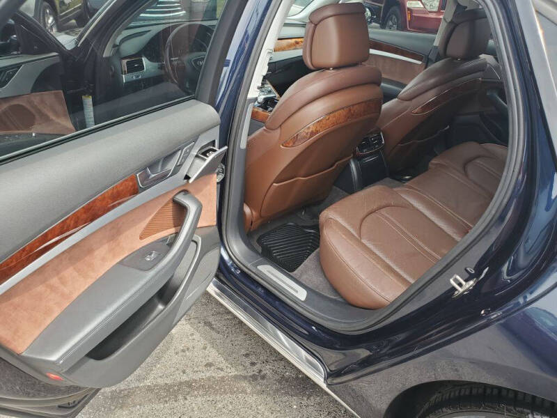 2011 Audi A8 quattro