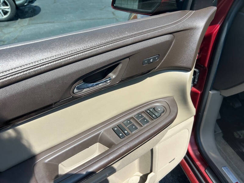 2016 GMC Acadia Denali