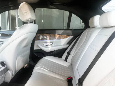 2017 Mercedes-Benz E-Class E 300