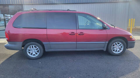 1999 Dodge Grand Caravan for sale at Car Guys in Kent WA