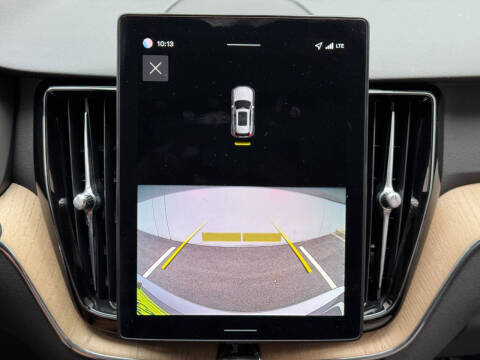2026 Volvo XC60 B5 Core