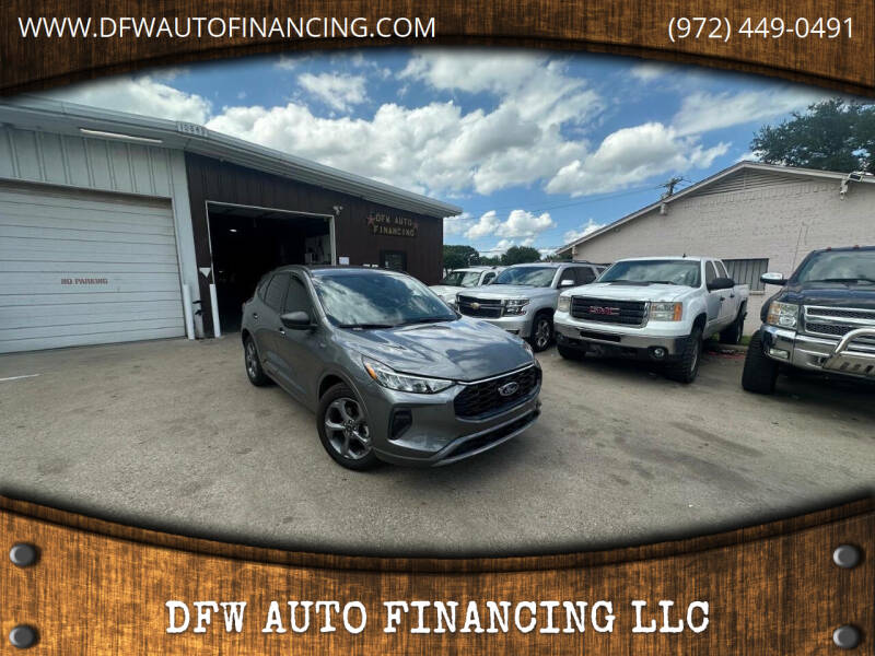 2024 Ford Escape ST-Line's photo