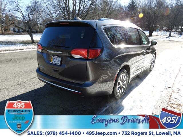 2020 Chrysler Pacifica Touring L Plus