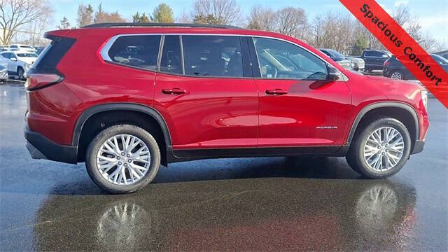 2025 GMC Acadia Elevation