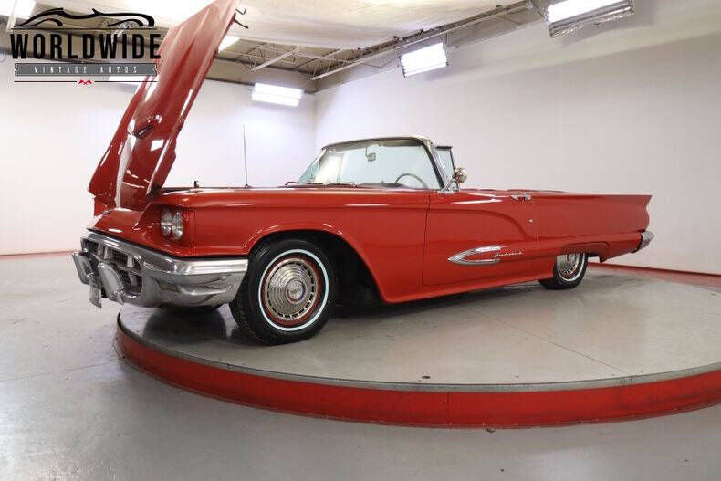1959 Ford Thunderbird