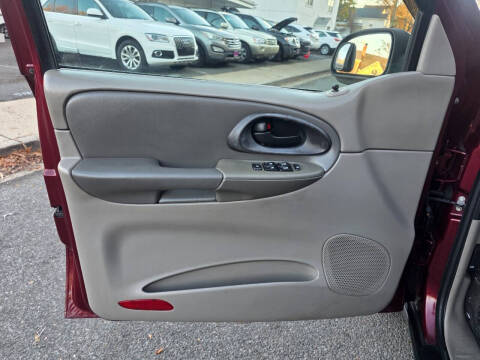 2004 Chevrolet TrailBlazer LS