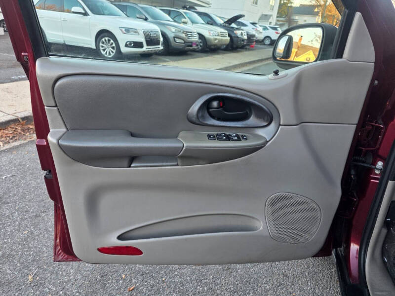 2004 Chevrolet TrailBlazer LS