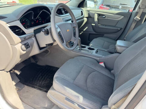 2017 Chevrolet Traverse LS