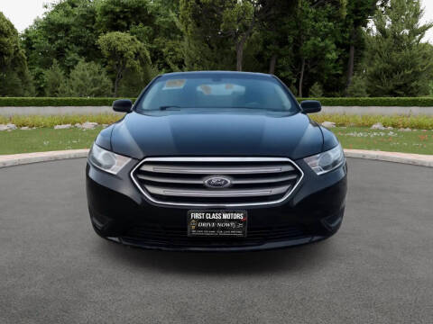 2016 Ford Taurus SE