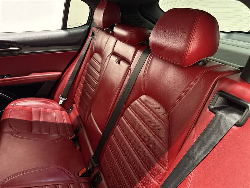 2018 Alfa Romeo Stelvio Ti Sport