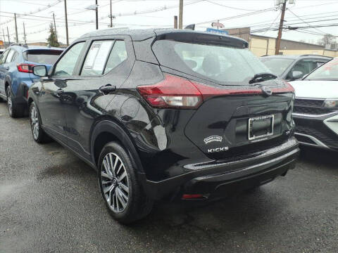 2024 Nissan Kicks SV