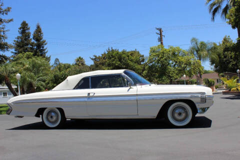 1961 Oldsmobile Starfire