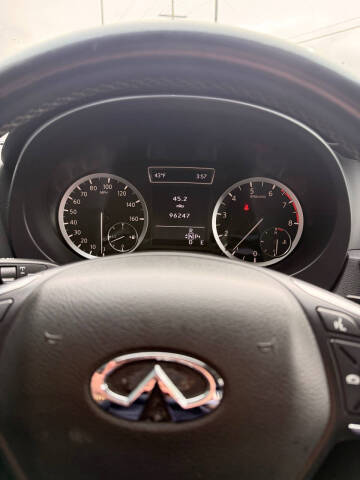 2018 Infiniti QX30