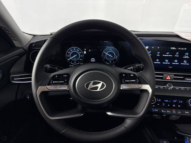 2025 Hyundai Elantra Hybrid Limited