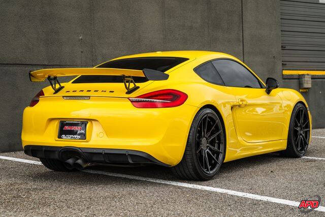 2016 Porsche Cayman
