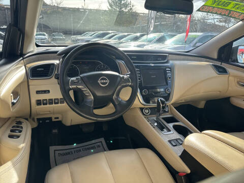 2023 Nissan Murano SV