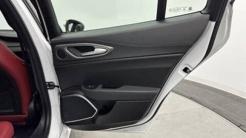 2022 Alfa Romeo Giulia Veloce