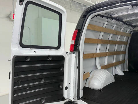 2021 Chevrolet Express 2500