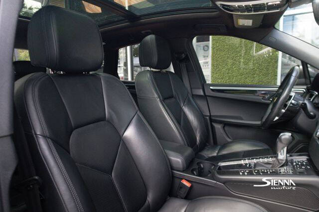 2016 Porsche Macan S