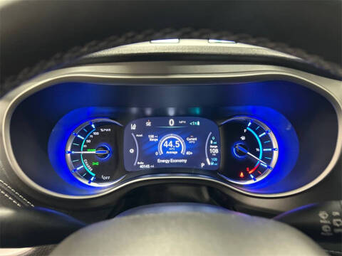 2022 Chrysler Pacifica Hybrid Touring L