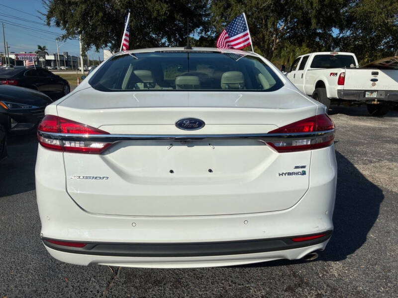 2018 Ford Fusion Hybrid SE