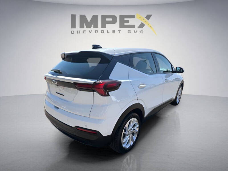 2027 Chevrolet Bolt LT
