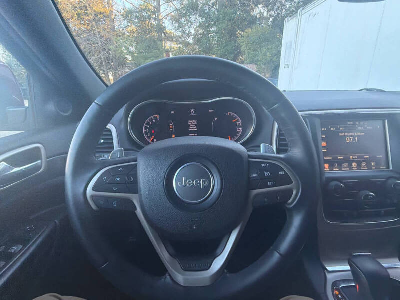 2017 Jeep Grand Cherokee Laredo