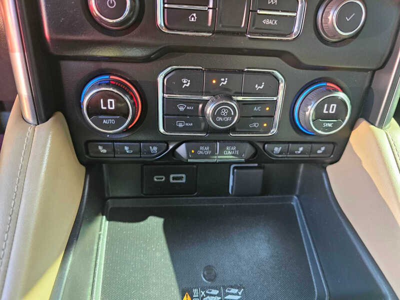 2021 Chevrolet Suburban Premier