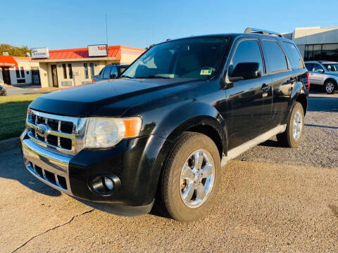 2009 Ford Escape for sale at VENTURE MOTOR SPORTS in Chesapeake VA