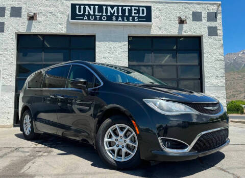2017 Chrysler Pacifica Touring Plus