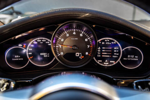 2018 Porsche Panamera 4