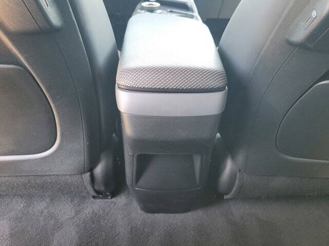 2025 Kia EV6 Wind