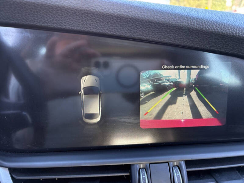 2017 Alfa Romeo Giulia Ti