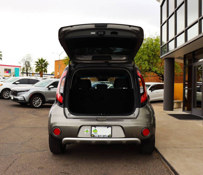 2018 Kia Soul +
