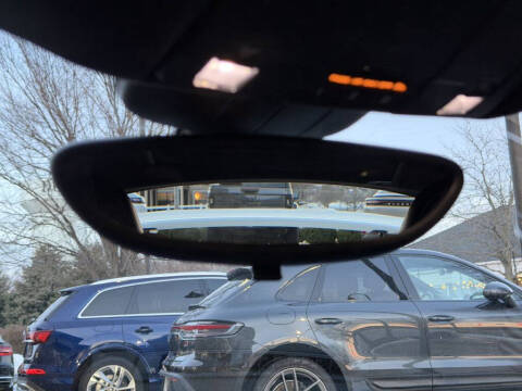 2016 Porsche Cayman GT4