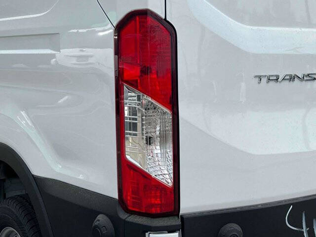 2025 Ford Transit 250