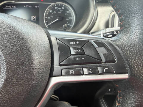 2019 Nissan Kicks SR