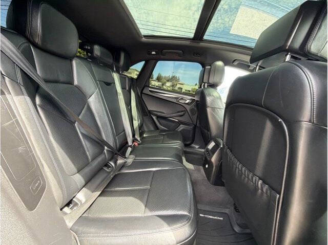 2015 Porsche Macan S